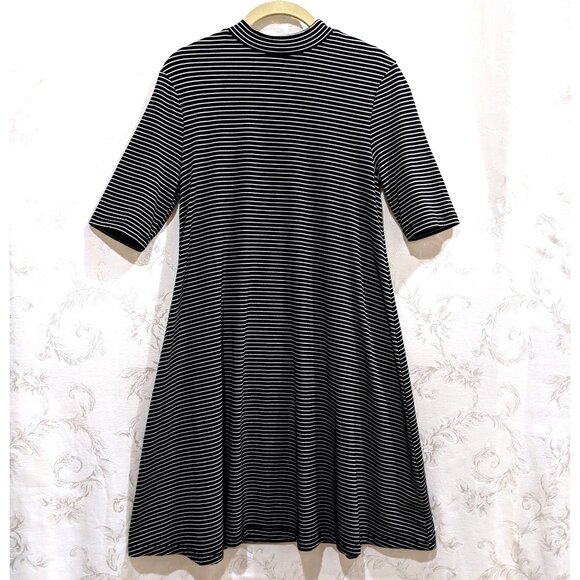 Stripe Black & White Shift Dress S Stretch Mockneck Soft Op-Art Mod Grunge Retro - Picture 1 of 6
